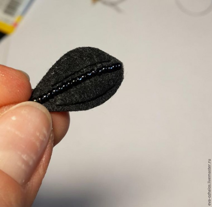 ​Делаем брошь-цветок "Черная георгина": часть 2