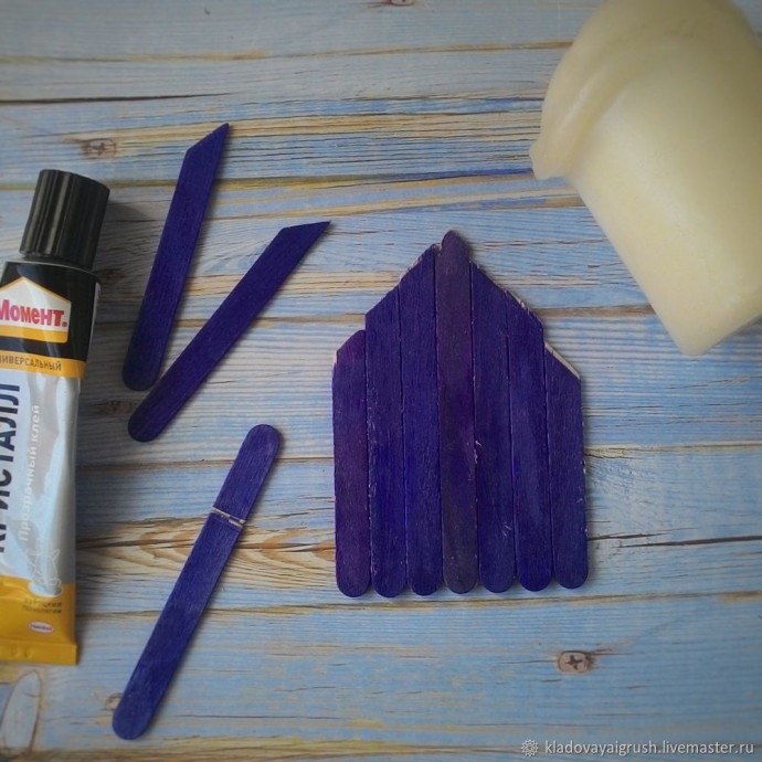 Интерьерный домик из палочек для мороженого Интерьерный домик из палочек для мороженого