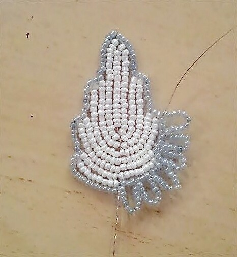 Ирис из бисера