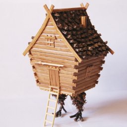 Мастерим избушку-шкатулку на курьих ножках