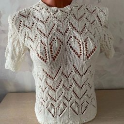 ​Топ с красивым узором