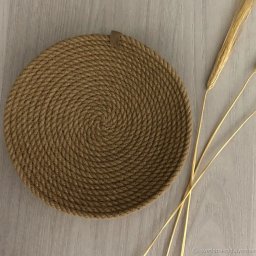 Корзинка из джутовой верёвки