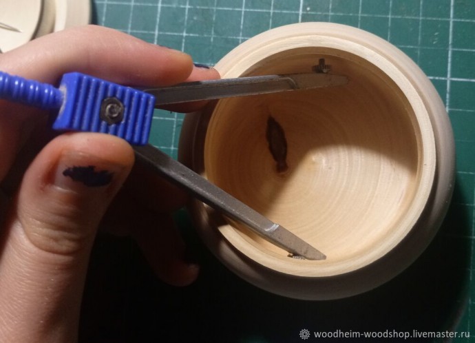 Интересная игольница