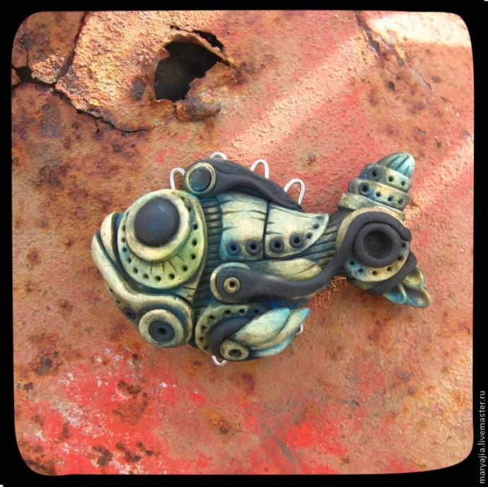 Бионическая рыба: необычное украшение из полимерной глины