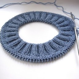 Имитация пришивной горловины: просто и красиво