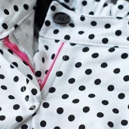 ​Как вшить молнию в брюки или юбку