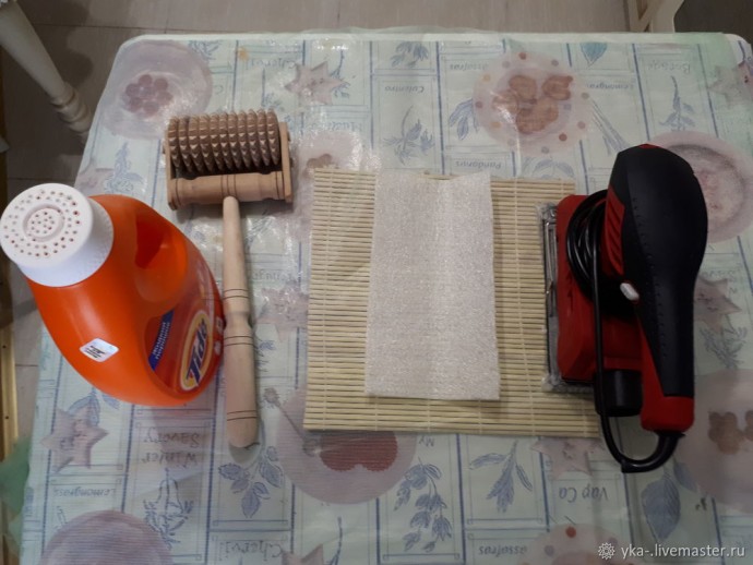 Создаем чехол для телефона методом мокрого валяния Создаем чехол для телефона методом мокрого валяния