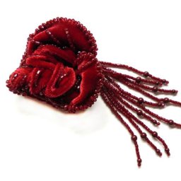 Создаем розу из бархата и бисера: часть 2