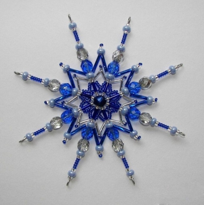 Снежинки из бисера и рубки