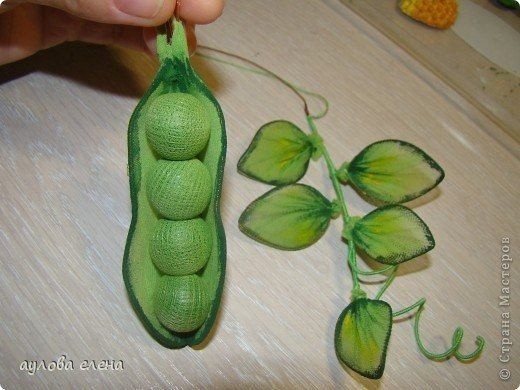 ​Декоративный зеленый горошек из капрона