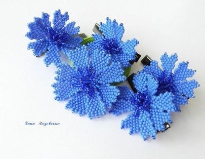 ​Васильки из бисера