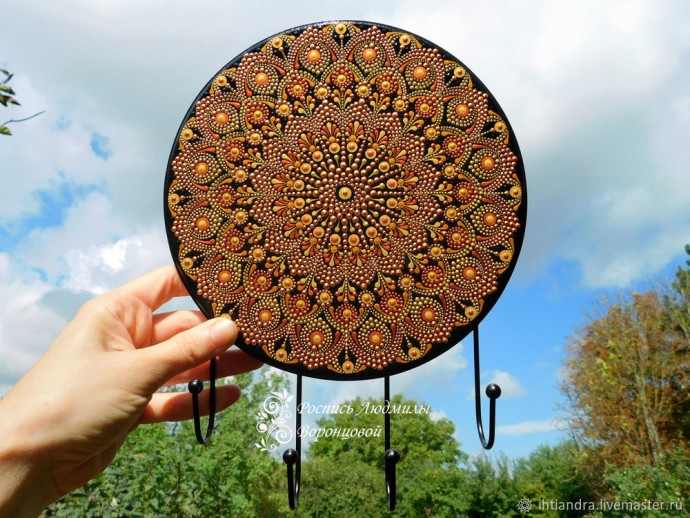 Роспись красочного панно в технике Dot-art без использования дотсов: часть 3