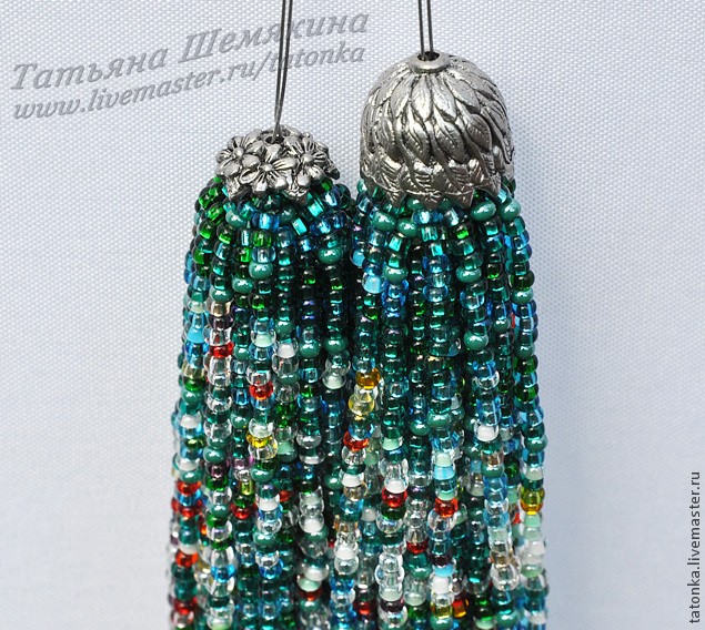 Колье с бисерным каскадом Колье с бисерным каскадом