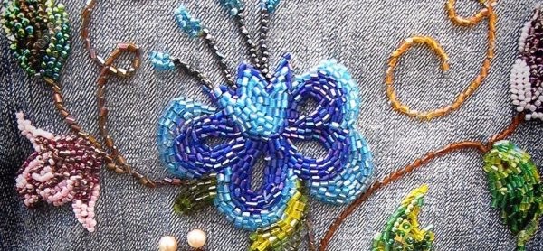 ​Вышивка ткани бисером