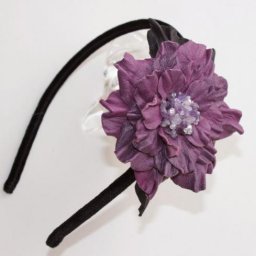 Бархатный ободок с фиолетовым кожаным цветком: часть 2