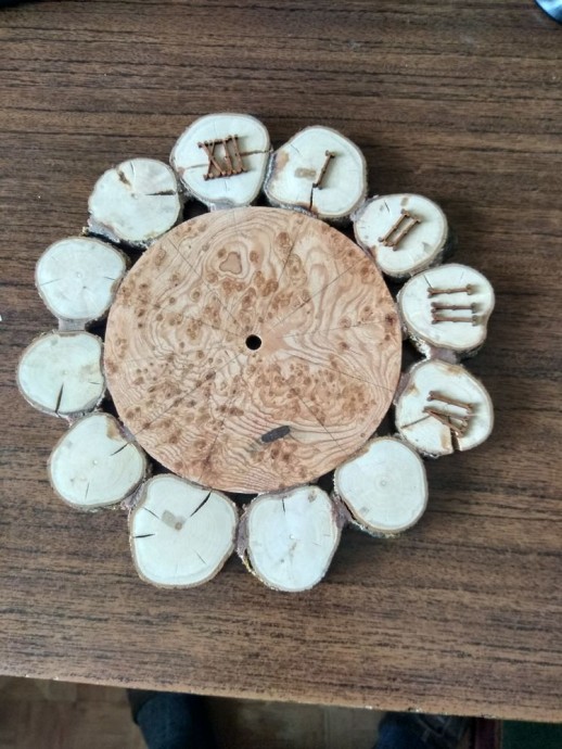 ​Делаем оригинальные деревянные часы из спилов: часть 6