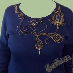 Преображаем простое платье с помощью молний и бисера