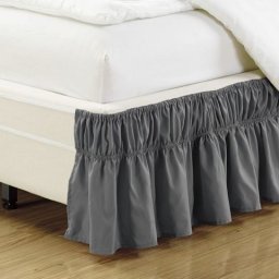 Аккуратные подзоры на кровать