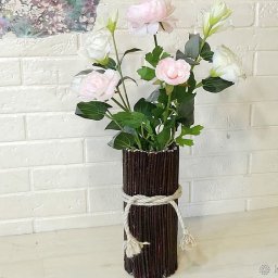 Делаем эко-вазу из веток и консервных банок: часть 1