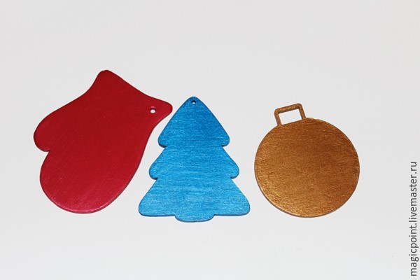 Мастер-класс по точечной росписи новогодних подвесок: часть 1 Мастер-класс по точечной росписи новогодних подвесок: часть 1