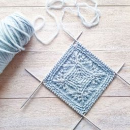 ​Квадрат "Снежинка"