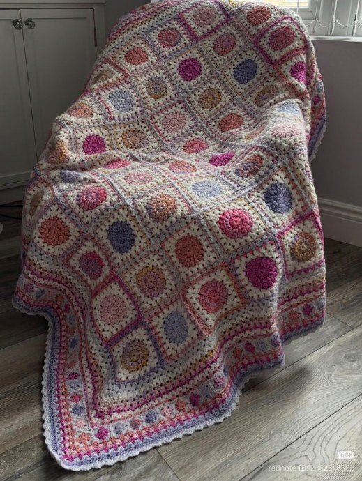 Плед из мотивов крючком