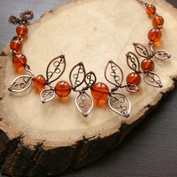 ​Делаем украшение из старых бус "Осенние листочки": часть 1