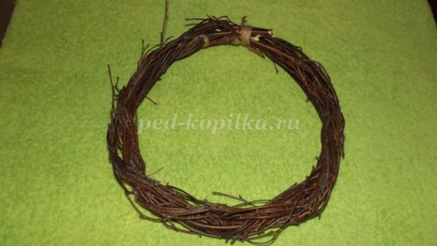 ​Декоративный венок: часть 2