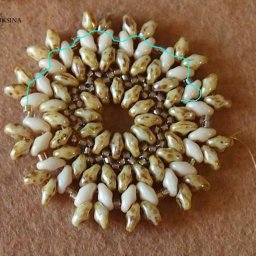 Изготавливаем "вязаные" сережки из супердуо