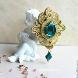 Брошь из сутажа и кристаллов Swarovski: часть 1