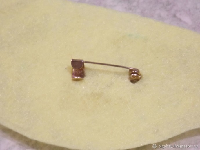 Делаем брошь "Синичка" из войлока и бисера: часть 2 Делаем брошь "Синичка" из войлока и бисера: часть 2