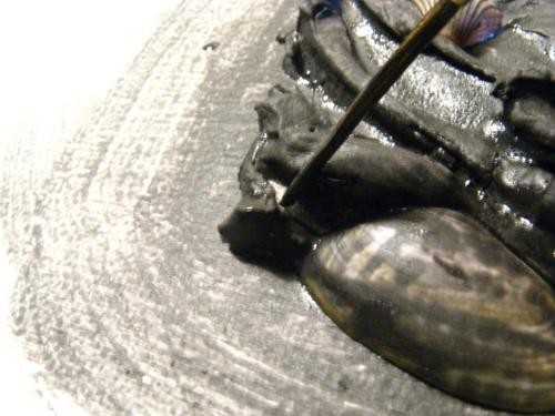 Используем шпатлёвку для создания декора и тонируем её: часть 4