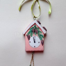 Ёлочная игрушка "Тик-так ходики из опилок": часть 3