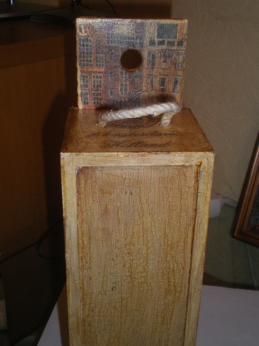 ​Декупаж старой коробки из-под вина: часть 2