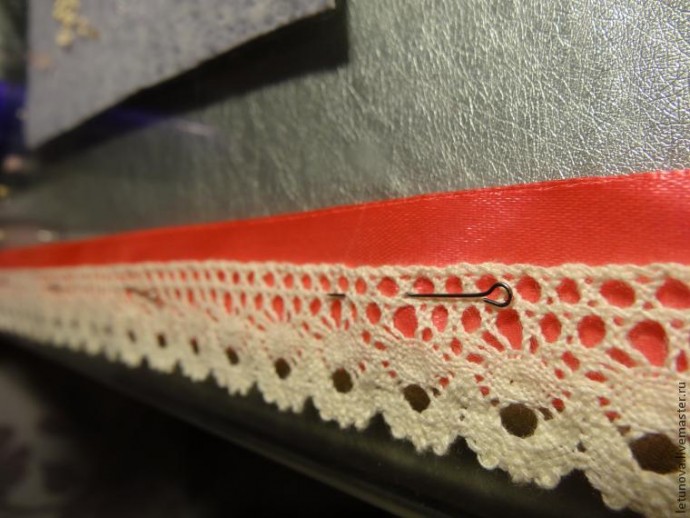 ​Брошь из бисера и лент: часть 6