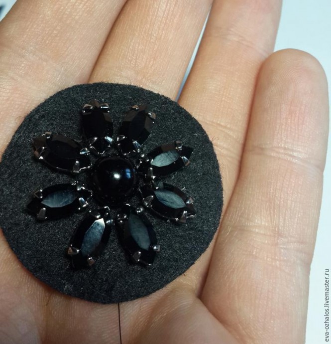 ​Делаем брошь-цветок "Черная георгина": часть 1