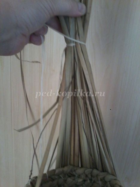 Гнездо из природного материала: часть 2