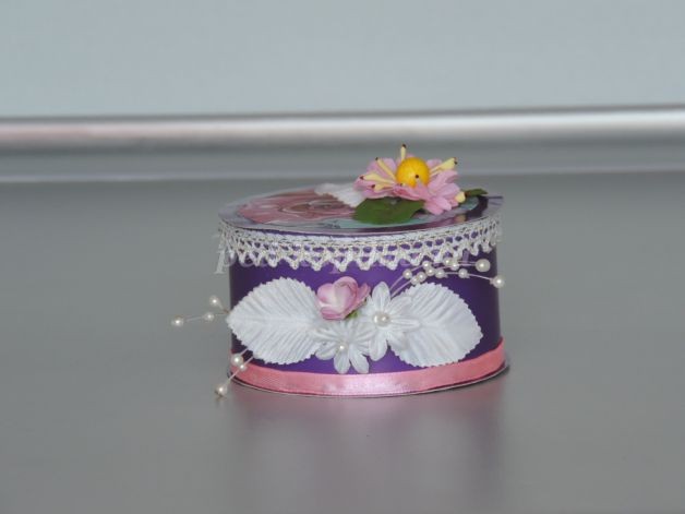 ​Коробочка из картона для подарков: мастер-класс, часть 2