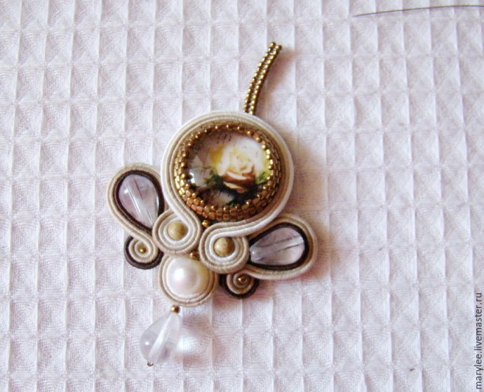 Создаем нежный кулон "English rose": часть 3 Создаем нежный кулон "English rose": часть 3