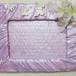 Изготавливаем фоторамку из колготок и картона