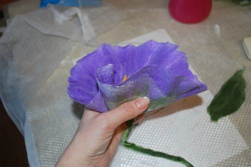 ​Мастер-класс по валянию цветка "Вьюнок": часть 4