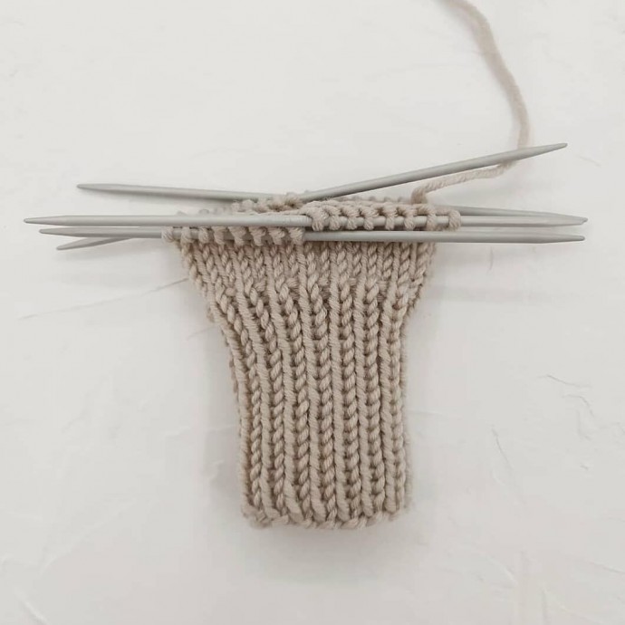 ​Вязание носочков на спицах