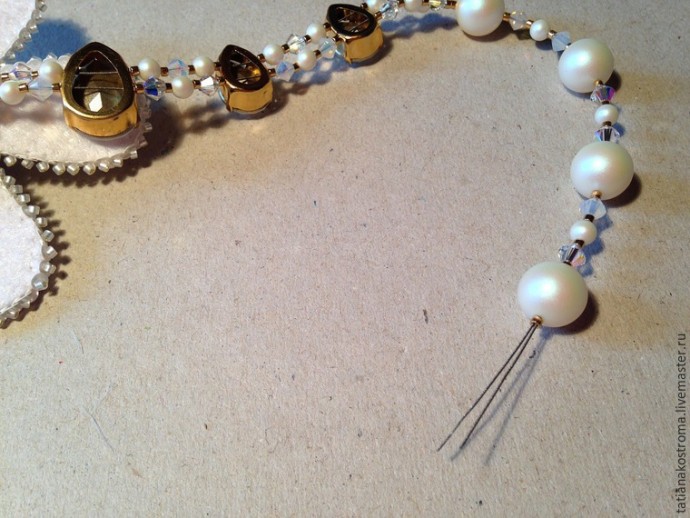 Создаем универсальное праздничное украшение: часть 5