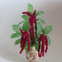 Амарант из бисера и рубки