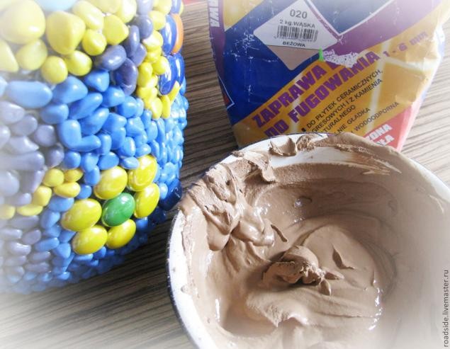 ​Мозаичное дерево: декорируем бутыль