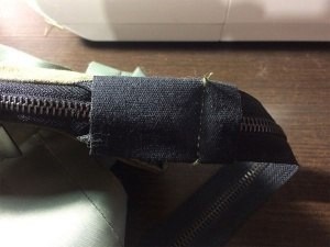 Как красиво запаковать конец молнии