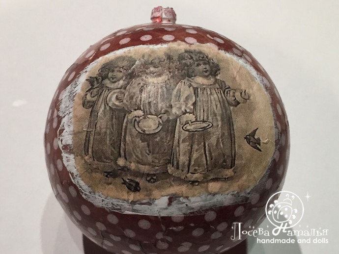 Декорирование винтажного ёлочного шара "Зимняя сказка" в смешанной технике: часть 2 Декорирование винтажного ёлочного шара "Зимняя сказка" в смешанной технике: часть 2