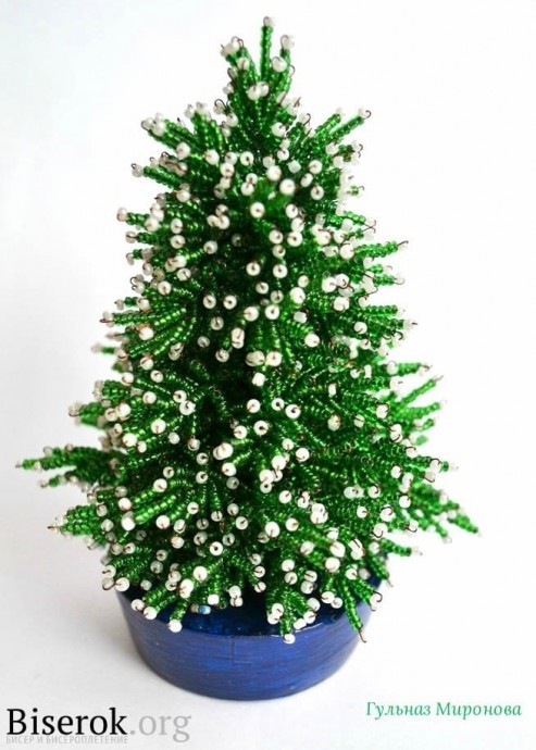 ​Ёлочка из бисера и рубки
