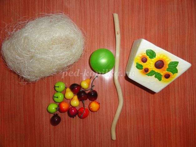 ​Фруктовый топиарий из сизаля: часть 1