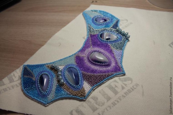 ​Вышиваем шикарное колье "Зазеркалье": часть 4